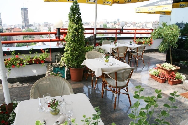 Hotel Slavija Garni (formerly Slavija Lux/Slavija III)